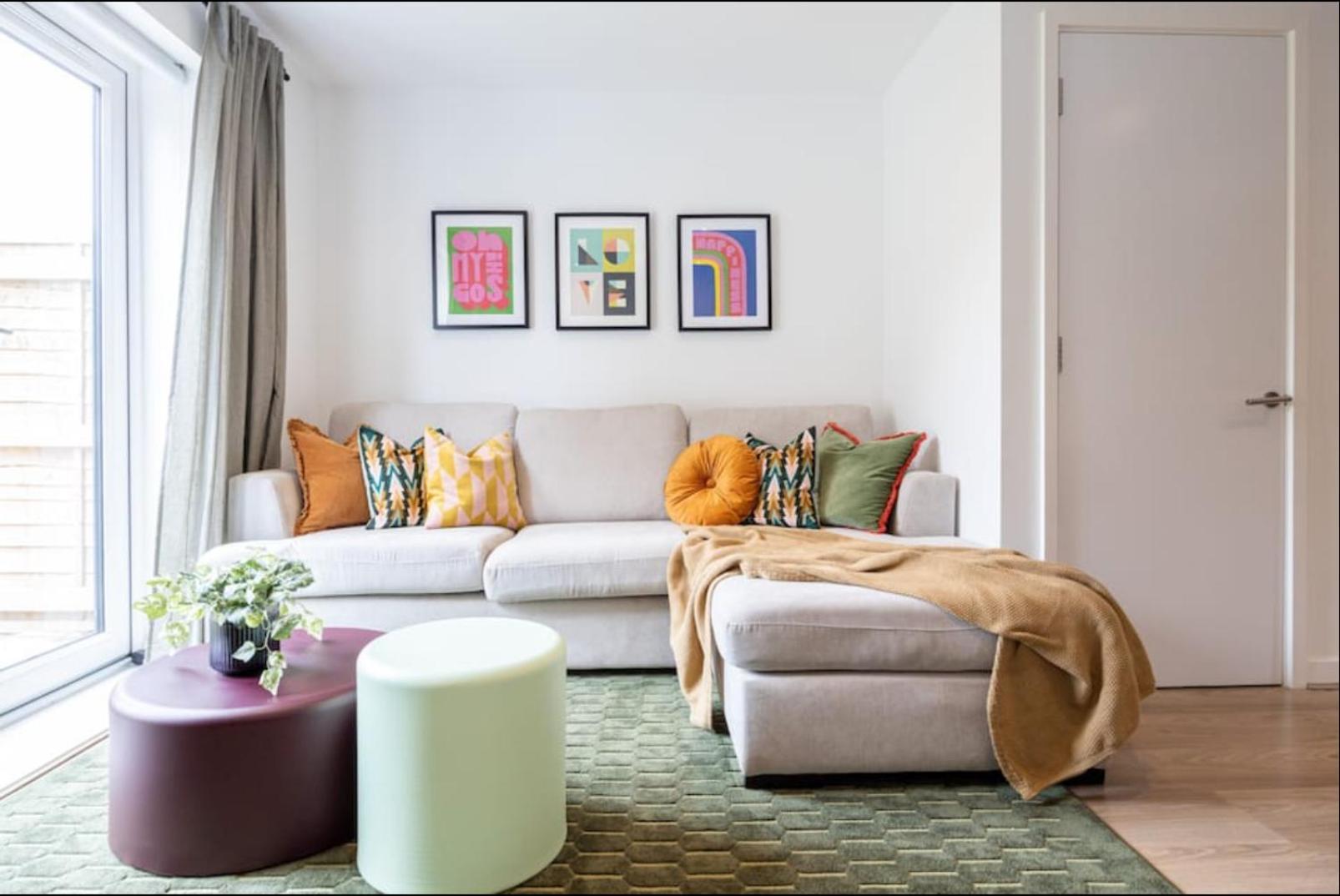 Elegance Retreat - 2 Bed Holiday Home With Parking Manchester Eksteriør billede